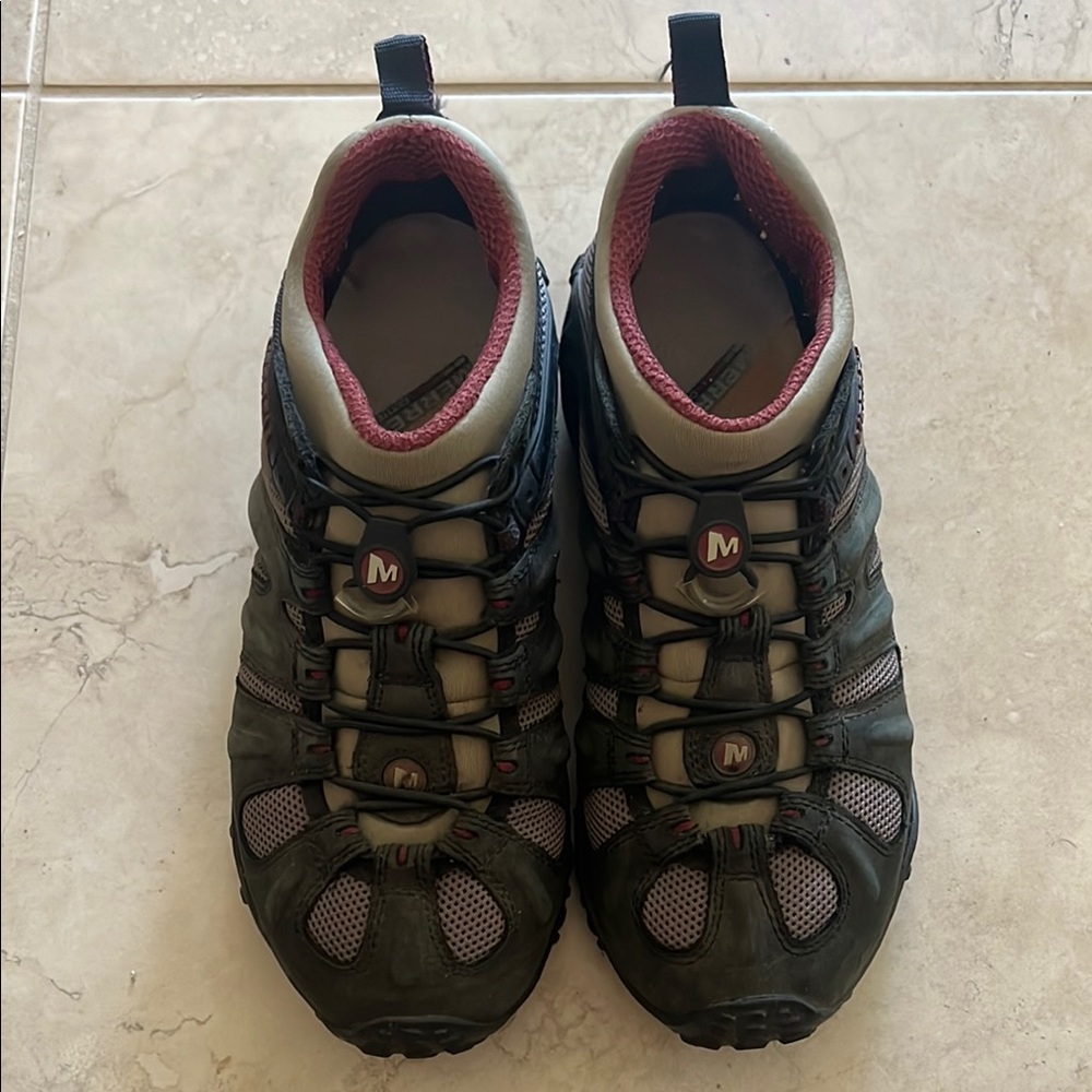 Merrell Black and Gray Hiking Shoes